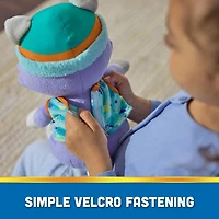 PAW Patrol, Bedtime Plush Everest, Animal en peluche de 25,4 cm avec tenue réversible, jouets pour les garçons et les filles à partir de 3 ans