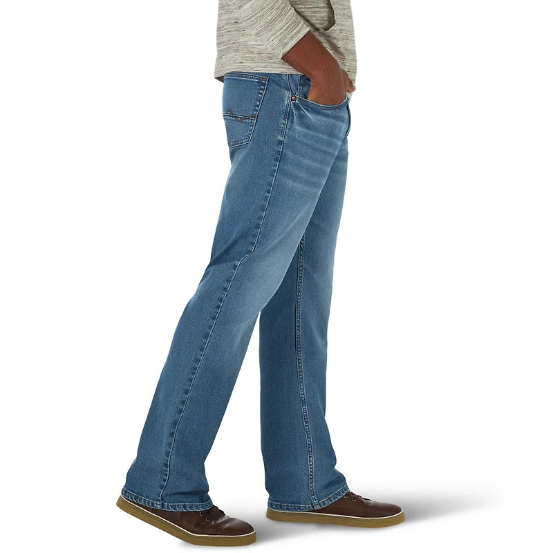 Wrangler Men's Relaxed Boot Jean, fit