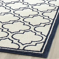 Safavieh Amherst Wilson Geometric Area Rug