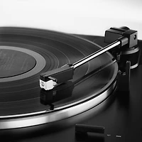 Audio-Technica AT-LP60XBT-USB-BK Fully Automatic Wireless Belt-Drive USB and Analog Turntable – Black