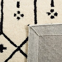 Safavieh Himalaya Darin Geometric Area Rug