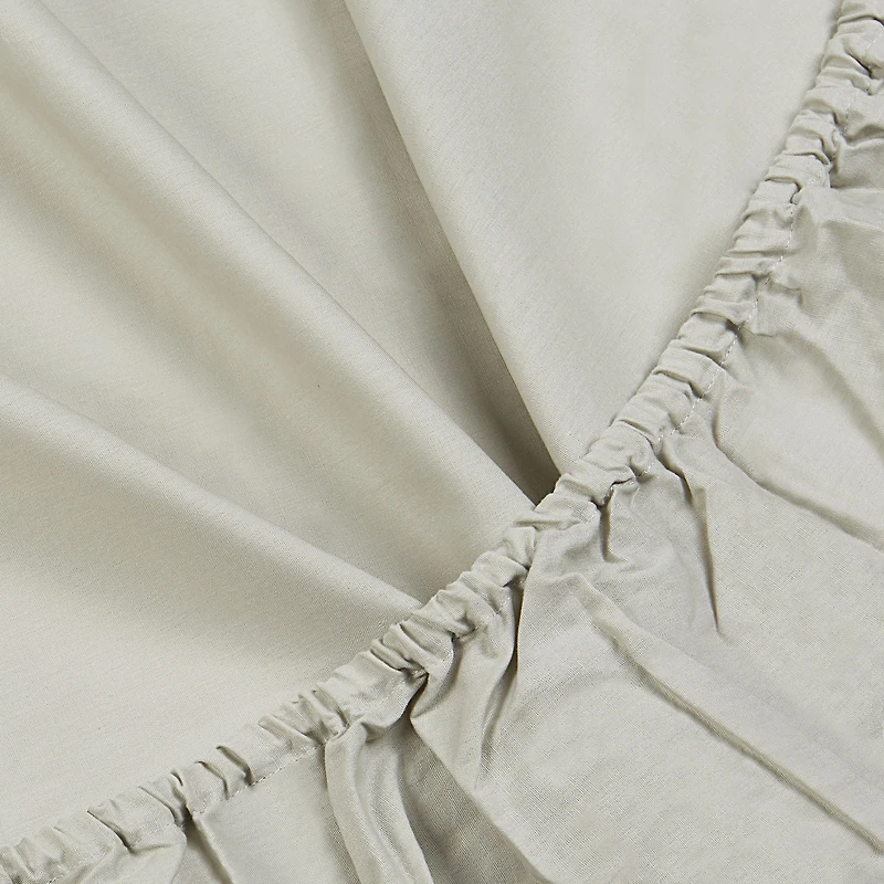 Mainstays Dove Fitted Sheet, King, 180 Thread Count