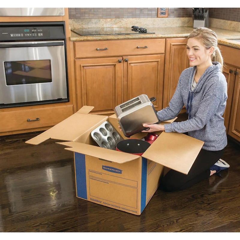 Bankers Box SmoothMove Prime Moving Boxes - Medium, 8 pack