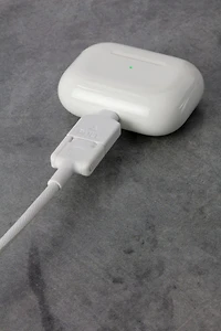Scosche CCI4B4PWT-SP Strikeline 2-in-1 USB-C/Lightning Cable White, 2-in-1 C / LGHT 4FT CBL