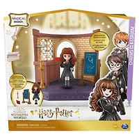 Wizarding World, Magical Minis Charms Classroom with Exclusive Hermione Granger Figure and Accessories, Kids Toys for Girls and Boys Ages 5 and up