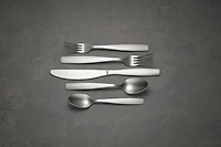 Oneida Sullivan Satin 20 Piece Flatware Set