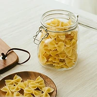 Mainstays Kitchen Storage 38-Ounce Clear Glass Lock Lid Jar, Airtight seal Volume-4.2cups/1L