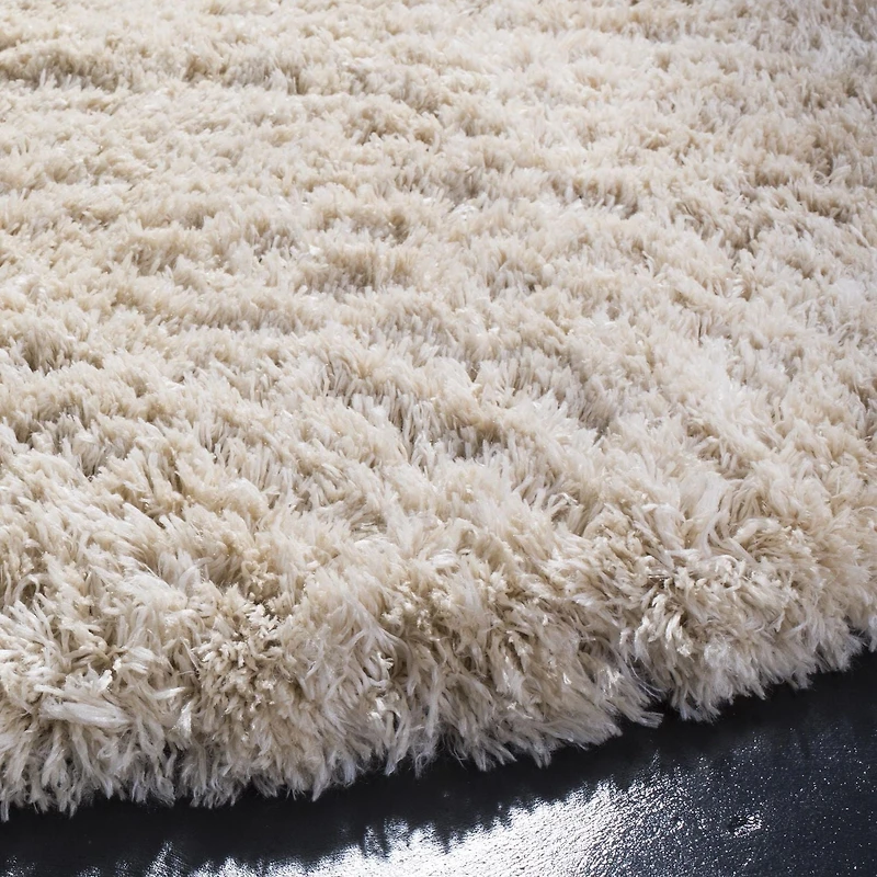 SAFAVIEH Polar Abbot Solid Extreme Plush Shag Area Rug