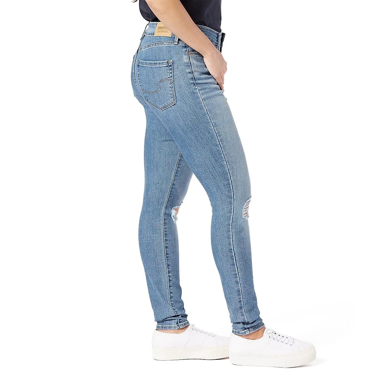Levi Strauss Signature.™ Women's High Rise Skinny Jeans