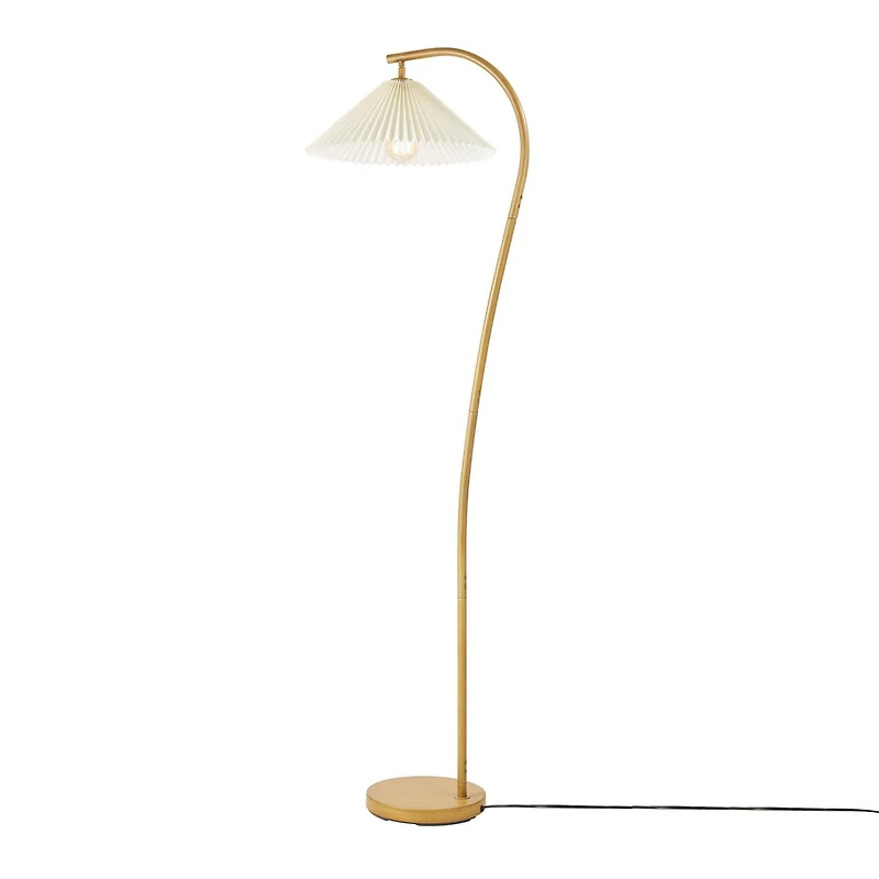 Lampe sur pied de 1,57 m (62 po) de Novogratz x Globe couleur bois avec abat-jour en tissu plissé blanc cassé<br>
