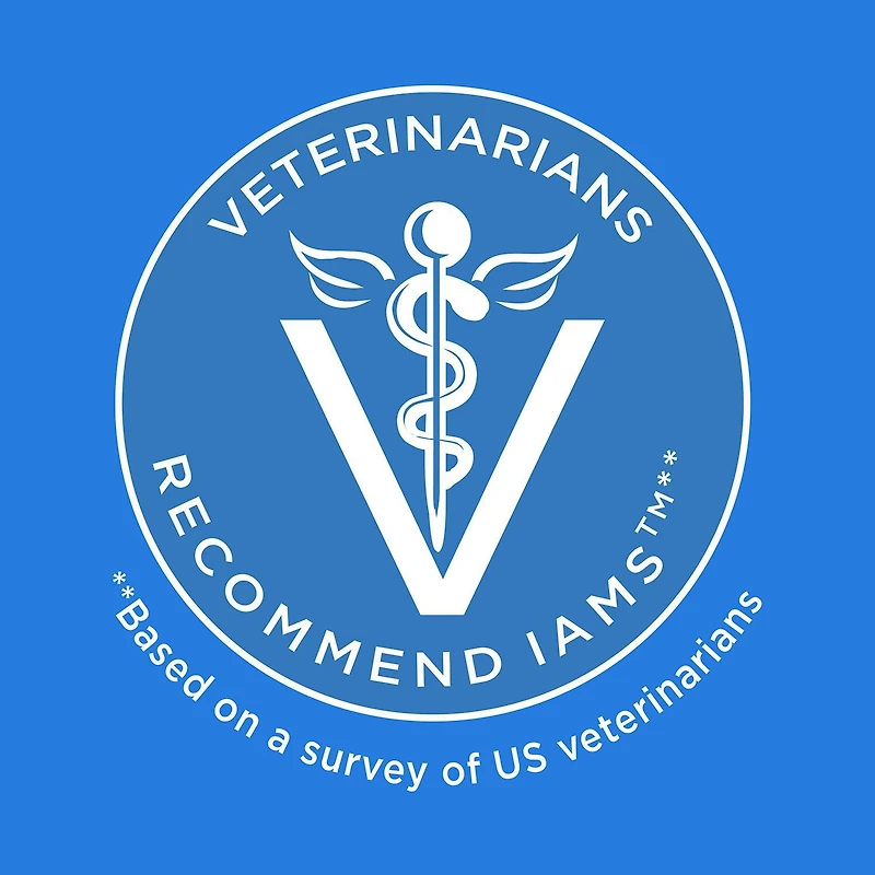 Nourriture sèche pour chats adultes IAMS PROACTIVE HEALTH HEALTHY ENJOYMENT recette au poulet et au bœuf 1,36-2,72 kg