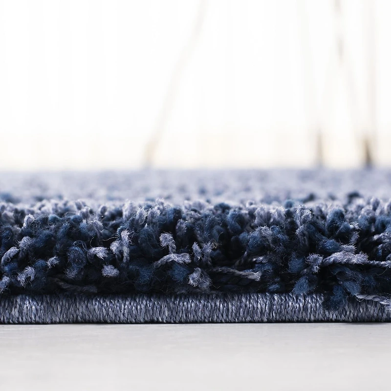 Safavieh California Solid Plush Shag Area Rug