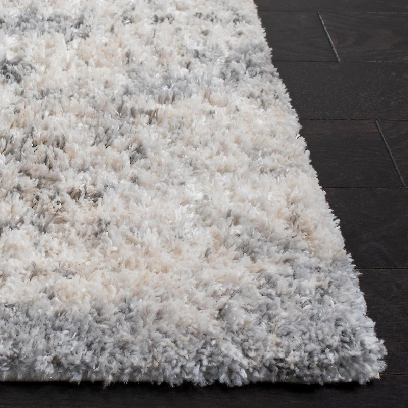 SAFAVIEH Berber Carrie Abstract Shag Area Rug