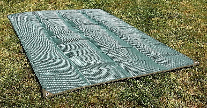 Camco 42885 Awning Leisure Mat - 6' X 9'