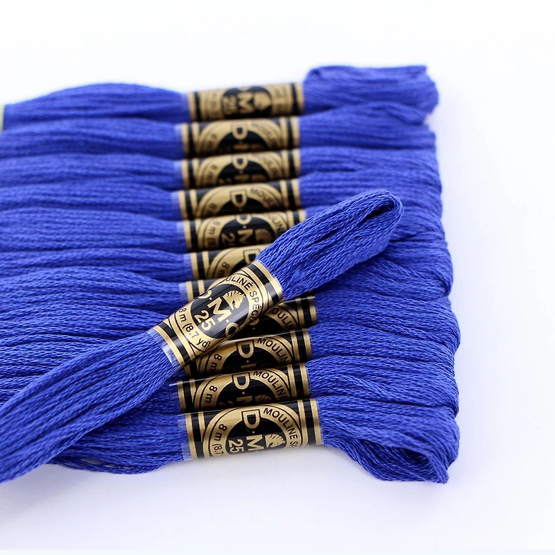 Fil à broder en coton DMC à 6 brins 8m – Bleu 6 Brins