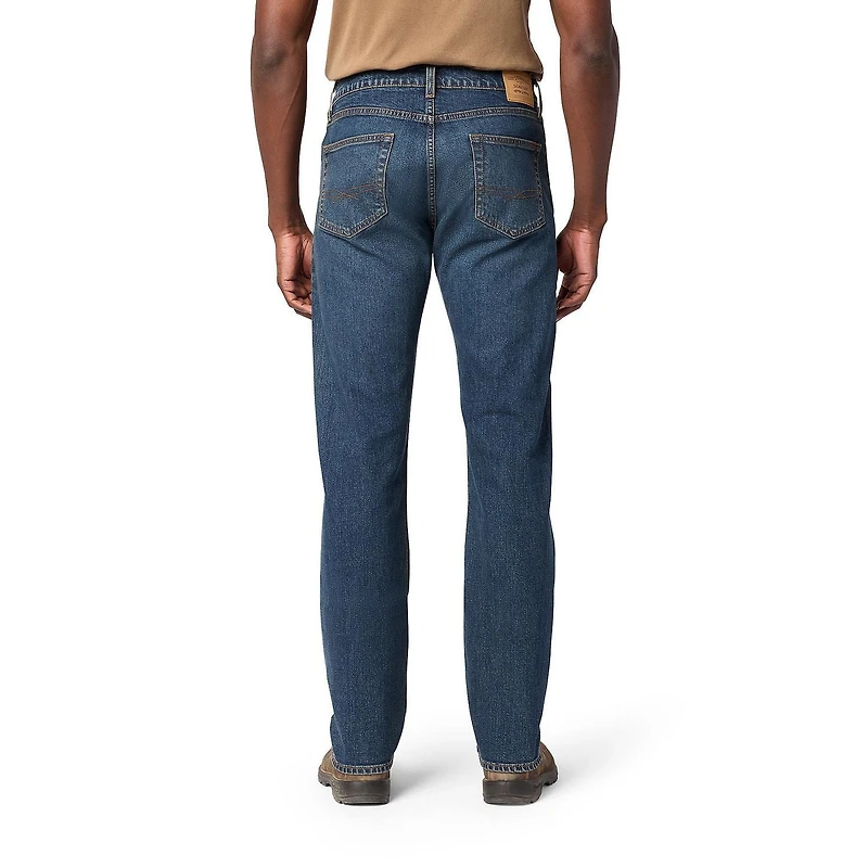 Levi Strauss Signature™ Men’s Regular Fit Jeans (Online only)