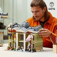 LEGO Icons Natural History Museum Building Kit for Adults, Build and Display Gift Idea for Lovers of Museums, Dinosaurs, Science and Geology, Addition to the Modular Buildings Collection, 10326