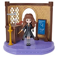 Wizarding World, Magical Minis Charms Classroom with Exclusive Hermione Granger Figure and Accessories, Kids Toys for Girls and Boys Ages 5 and up