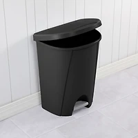 Sterilite 25 Liter Black Step Can, 25 Liter