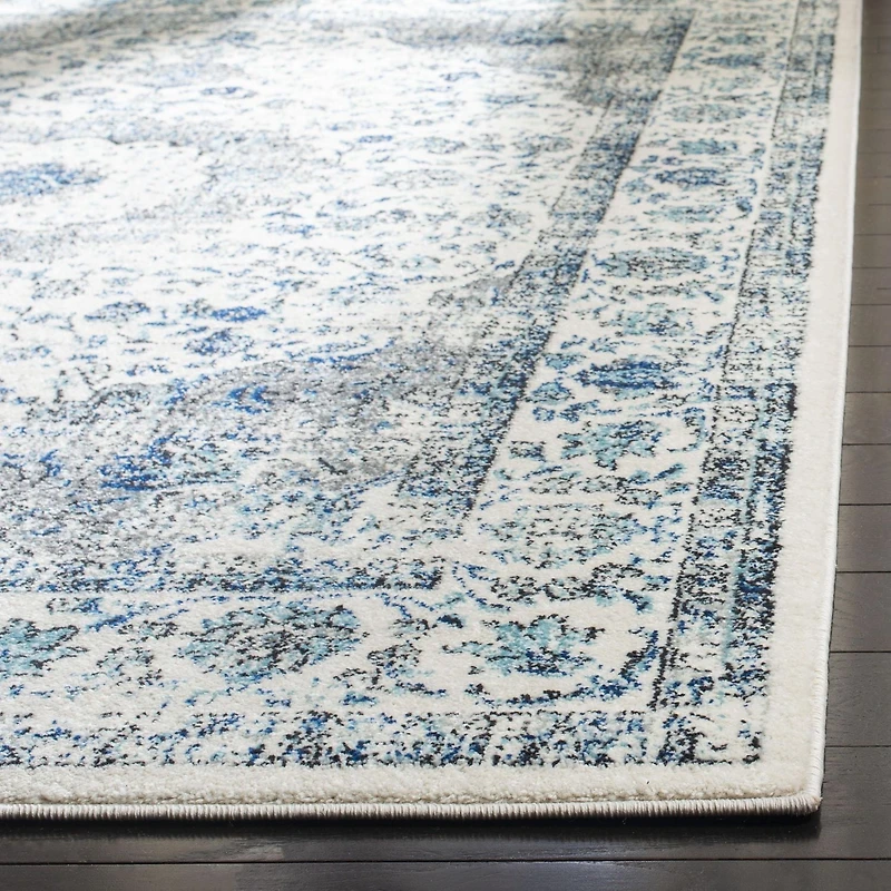 SAFAVIEH Evoke Teale Traditional Area Rug