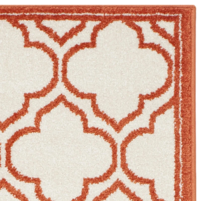 Safavieh Amherst Wilson Geometric Area Rug