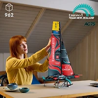 LEGO Technic Le yacht Emirates Team New Zealand AC75 42174 Ensemble de construction (962 pièces)