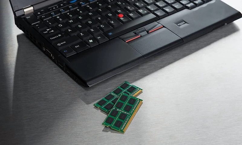 Kingston 16GB 3200MHZ DDR4 Non-ECC CL22SODIMM 1RX8 (KVR32S22S8/16)