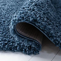 Safavieh August Sophia Solid Plush Shag Area Rug