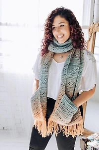 Lion Brand Yarn Scarfie #5 Chunky Wool Blend Yarn 285m/150g