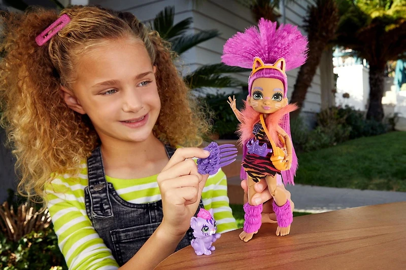 Cave Club Roaralai Doll