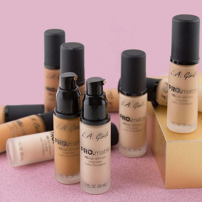 Fond de teint Pro Matte miel pâle LA Girl