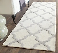 Safavieh Cambridge Liam Geometric Area Rug