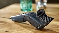 Philips Hair Clipper Series 3000, DualCut blade technology & Trim & Self-sharpening stainless steel blades, HC3505