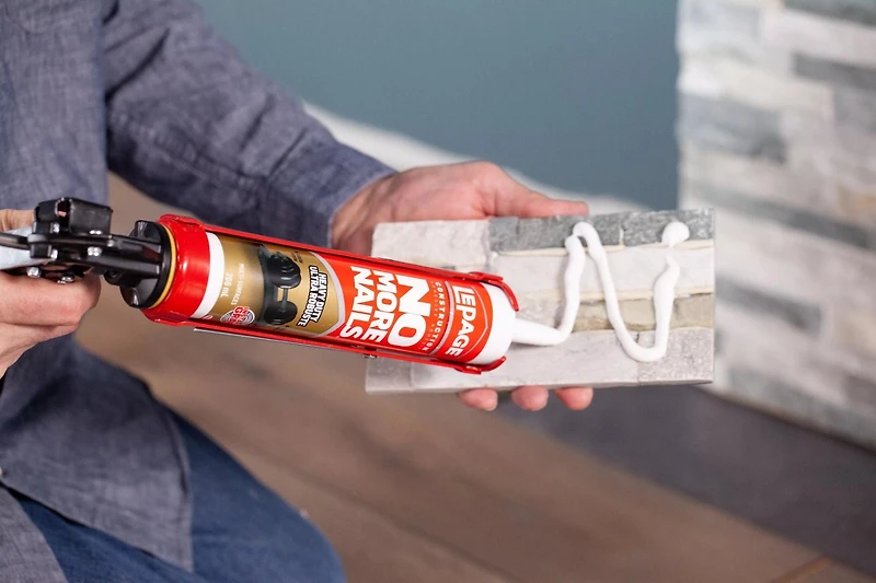 LePage No More Nails Adhésif de Construction Intérieur Ultra Robuste, 266 ml, cartouch