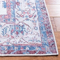 SAFAVIEH Serapi Oralee Traditional Machine Washable