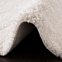 SAFAVIEH Fontana Jamie Solid Plush Shag Area Rug