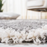 Safavieh Venus Quincy Geometric Trellis Shag Area Rug