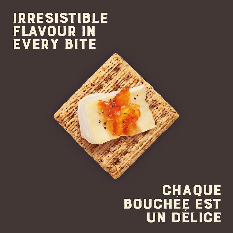 Triscuit Cracked Pepper & Olive Oil Snacking Crackers, 200 g