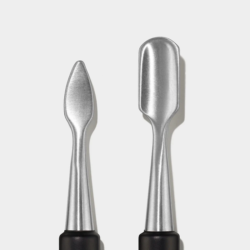 Revlon Expert Dual-Ended Nail Groomer, Stainless Steel Nail Care Tool Clean Under Nails and Lift Cuticles, RV DL END NL GRMR 0.063 lbs