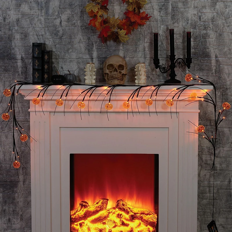 Way to Celebrate Halloween 45-Count  Battery-Operated Orange LED Pumpkin Garland, 6'