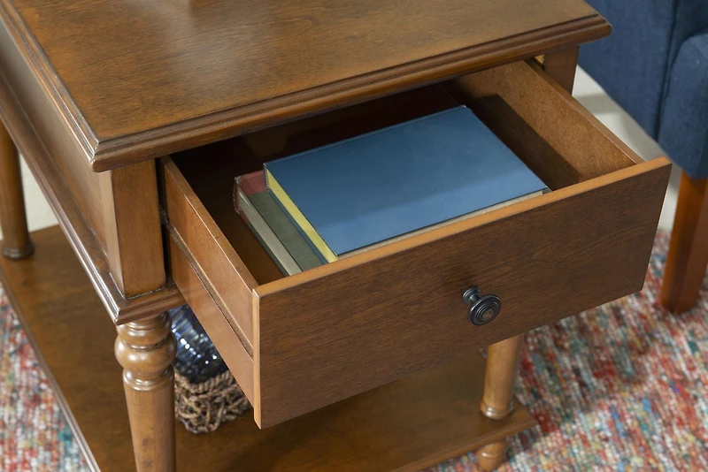 Rivera Side Table, Hazelnut