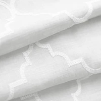 Panneau de tenture filtrant à passants arrière Natalie Hometrends de 213 cm (84 po), blanc Panneau de rideau a languette