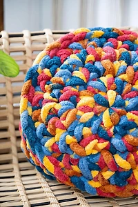 Lion Brand Cover Story Thick & Quick Yarn #7 Jumbo Polyester Yarn 300g/36m 1 Ball