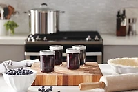 Bernardin Smooth-Sided Mason Jars with Lids and Bands, Regular Mouth, 250 mL