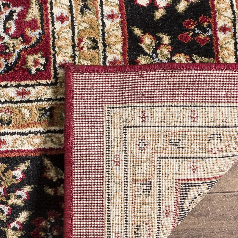 SAFAVIEH Lyndhurst Isadora Traditional Area Rug