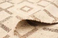 ECARPETGALLERY Tapis Fait à la Main pour Salon, Salle à Manger et Chambre à Coucher Géométrique Collection Organique & Pure 5'6" x 7'7" en Ivoire