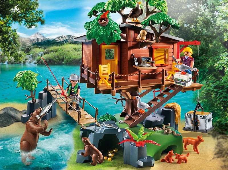 Playmobil 5557 Adventure Tree House Playset