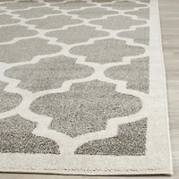 Safavieh Amherst Roderick Geometric Area Rug