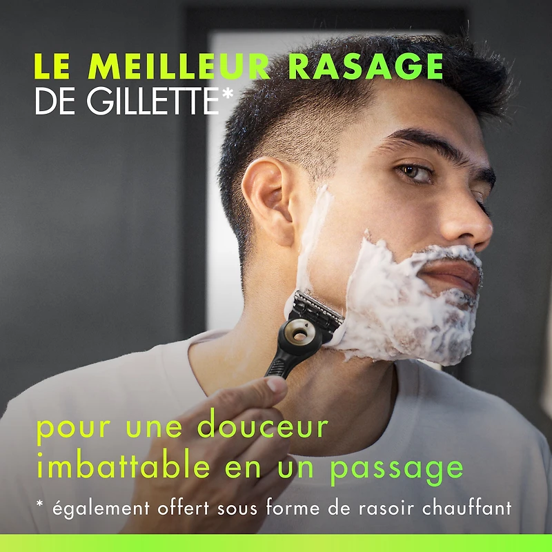 Rasoir GilletteLabs pour hommes avec barre exfoliante, édition noire et dorée, 1manche, 3cartouches de rechange, comprend un étui de voyage pour un rangement pratique lors de vos déplacements 1CT