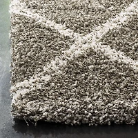 SAFAVIEH Hudson Adella Geometric Diamonds Shag Area Rug
